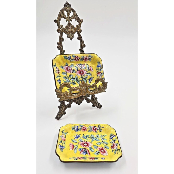 2 Antique Chinese Export Enamel Copper Pin Plates. 19th c. Canton Famille Rose - Picture 2 of 14